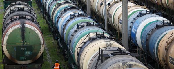 Железнодорожные цистерны для нефтепродуктов - Sputnik Литва
