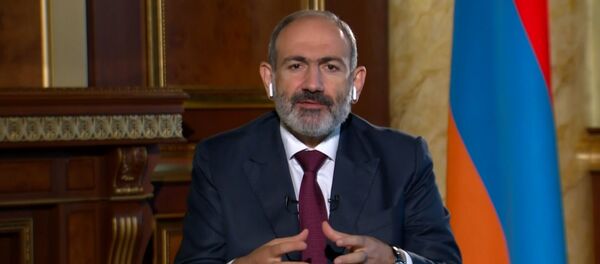 Полное видео интервью Пашиняна Киселеву - Sputnik Литва