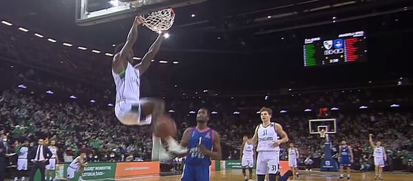 На зависть всем серия Жальгириса продолжается: обыгран один из фаворитов - Sputnik Литва