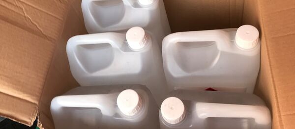 Литовские таможенники задержали груз нелегального алкоголя в Шилайнском районе Каунаса Литовские таможенники задержали груз нелегального алкоголя в Шилайнском районе Каунаса - Sputnik Литва