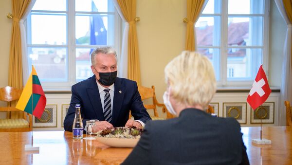 Президент Литвы встретился с главой Национального совета Швейцарии Изабель Море - Sputnik Литва