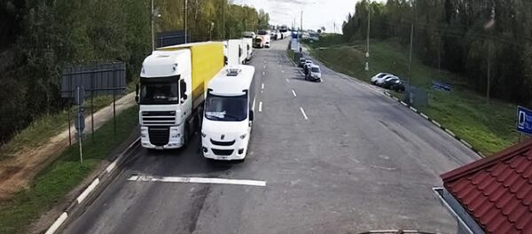 Очередь из фур на границе между Литвой и Белоруссией, пункт пропуска Каменный Лог, 20 октября 2020 года - Sputnik Литва