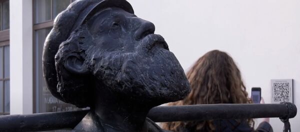 В Вильнюсе открыта статуя водоносу - Sputnik Литва