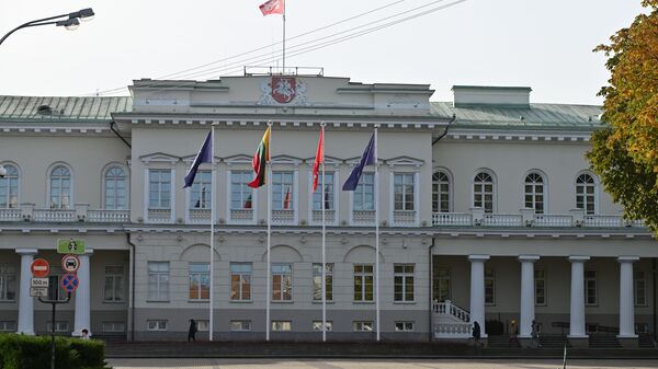 Президентский Дворец, площадь имени Симонаса Даукантаса - Sputnik Lietuva