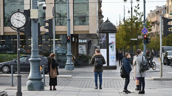 Прохожие на улицах города, Вильнюс - Sputnik Литва