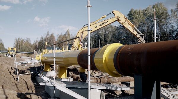 Польско-литовский газопровод планируют завершить на две трети в этом году - Sputnik Литва