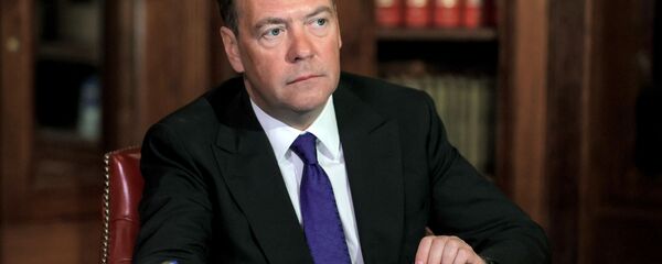 Заместитель председателя Совета безопасности РФ Д. Медведев провел заседание МПС МШУ Сколково Заместитель председателя Совета безопасности РФ Д. Медведев провел заседание МПС МШУ Сколково - Sputnik Литва