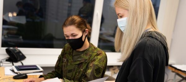 Kariai pradėjo teikti pagalbą NVSC epidemiologams - Sputnik Lietuva