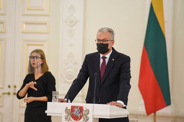 Euforijai nėra laiko: Lietuvos prezidentas kreipėsi į naujuosius Seimo narius Euforijai nėra laiko: Lietuvos prezidentas kreipėsi į naujuosius Seimo narius - Sputnik Lietuva