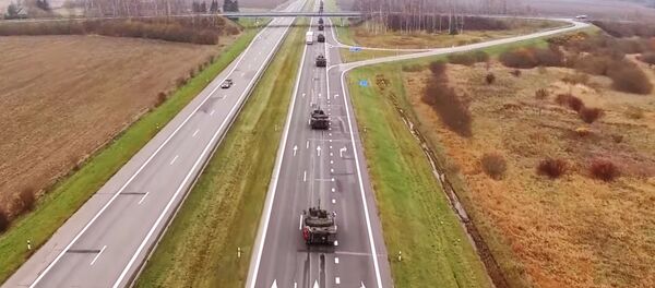 Жителей Литвы предупредили об опасности военных учений НАТО Жителей Литвы предупредили об опасности военных учений НАТО - Sputnik Литва