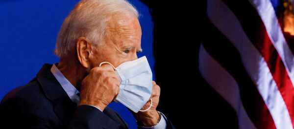 Кандидат в президенты США от Демократической партии Джо Байден - Sputnik Литва