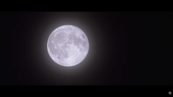 Голубую луну показали на видео - Sputnik Литва