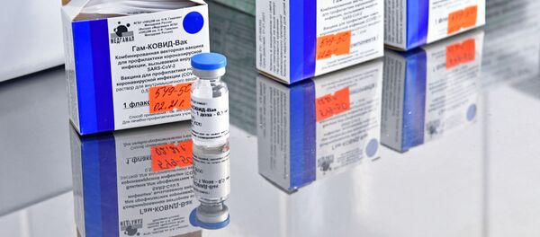 Российская вакцина от коронавируса Российская вакцина от коронавируса - Sputnik Lietuva