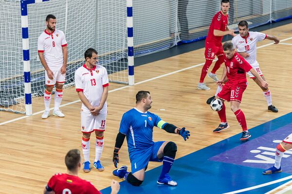 Сборная Литвы по футзалу не прошла первый раунд отбора на Евро-2022 - Sputnik Литва