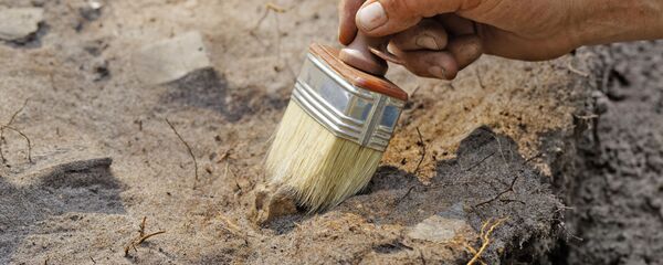 Один из этапов археологических раскопок - Sputnik Литва