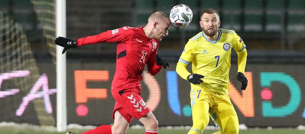 Игра сборных Литвы и Казахстана по футболу Игра сборных Литвы и Казахстана по футболу - Sputnik Литва