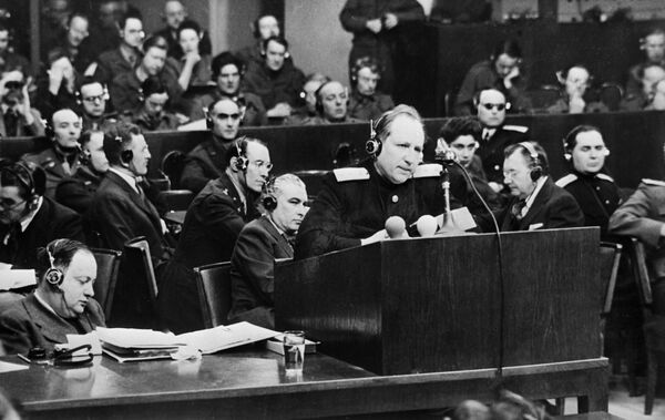 На Нюрнбергском процессе выступает главный обвинитель от СССР Роман Андреевич Руденко - Sputnik Lietuva