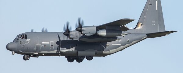 Cамолет-заправщик MC-130J Commando II - Sputnik Литва