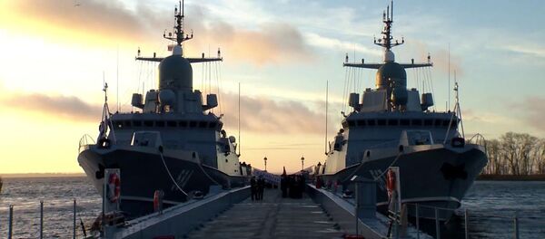 Nufilmuotas laivo su kompleksu Pancir-M priėmimas į Baltijos laivyno sudėtį Nufilmuotas laivo su kompleksu Pancir-M priėmimas į Baltijos laivyno sudėtį - Sputnik Lietuva