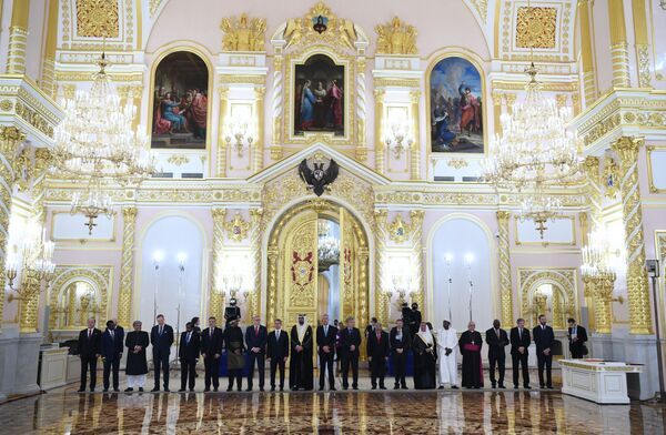 РФ готова сотрудничать с Литвой на принципах добрососедства, заявил Путин - Sputnik Литва