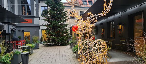 Подготовка Вильнюса к Рождеству и Новому Году Подготовка Вильнюса к Рождеству и Новому Году - Sputnik Lietuva