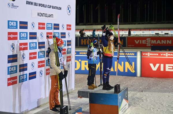 Строля в день рождения показал лучший результат в карьере - Sputnik Литва