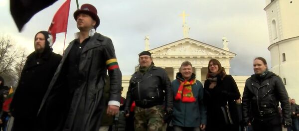 Nemokamos vizos: Lietuva nori supaprastinti tėvynėje persekiojamų baltarusių atvykimą į šalį Nemokamos vizos: Lietuva nori supaprastinti tėvynėje persekiojamų baltarusių atvykimą į šalį - Sputnik Lietuva