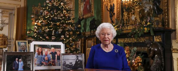 Королева Елизавета II в Виндзорском замке - Sputnik Литва