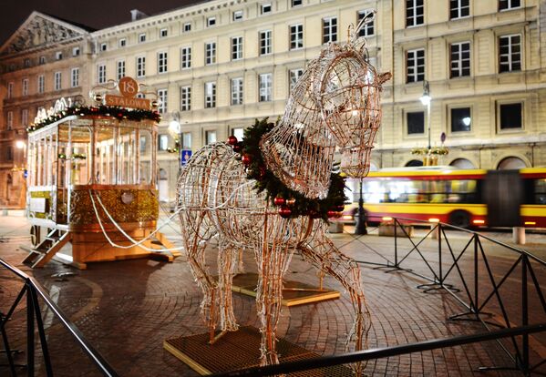 Подготовка к Рождеству в Варшаве - Sputnik Литва