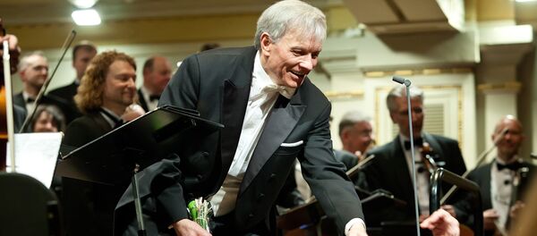 Дирижер Пятрас Бингялис, архивное фото Дирижер Пятрас Бингялис, архивное фото - Sputnik Литва