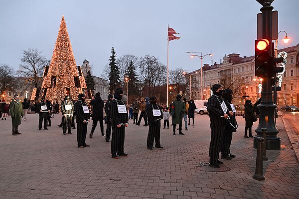 Флешмоб против ограничений во время пандемии коронавируса в Вильнюсе  - Sputnik Lietuva