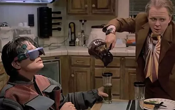 Planšetiniai kompiuteriai ir dronai: filmų apie ateitį gadžetai tapo realybe Planšetiniai kompiuteriai ir dronai: filmų apie ateitį gadžetai tapo realybe - Sputnik Lietuva