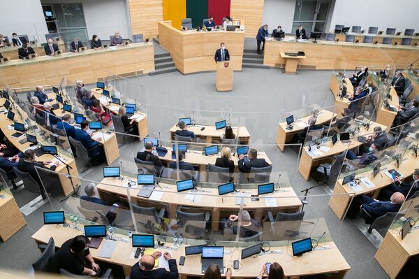 Похожа на Франкенштейна: Сейм Литвы утвердил правительственную программу Похожа на Франкенштейна: Сейм Литвы утвердил правительственную программу - Sputnik Литва