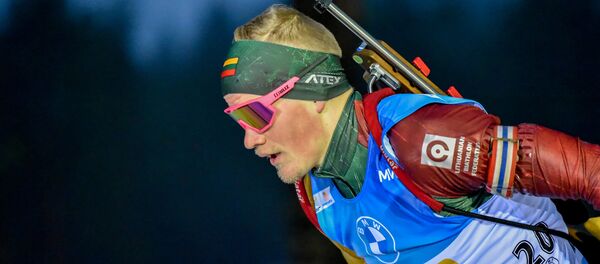 Литовский биатлонист Линас Банис на Кубке мира в Хохфильцене, Австрия Литовский биатлонист Линас Банис на Кубке мира в Хохфильцене, Австрия - Sputnik Литва