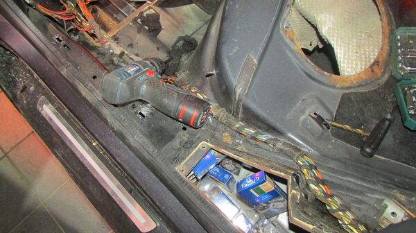 Тайники в порогах: в Литву не пустили контрабанду из Белоруссии Тайники в порогах: в Литву не пустили контрабанду из Белоруссии - Sputnik Литва