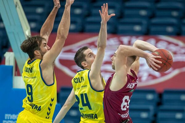 Литкабелис выиграл, но не с тем счетом Литкабелис выиграл, но не с тем счетом - Sputnik Литва