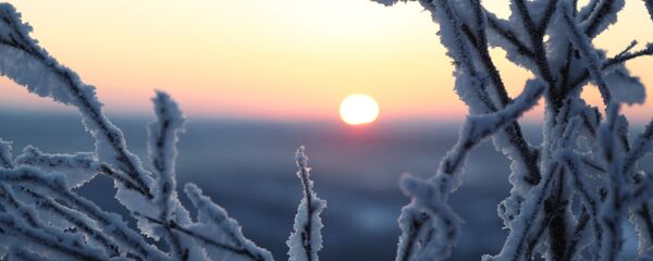 Зимний рассвет за полярным кругом Зимний рассвет за полярным кругом - Sputnik Lietuva