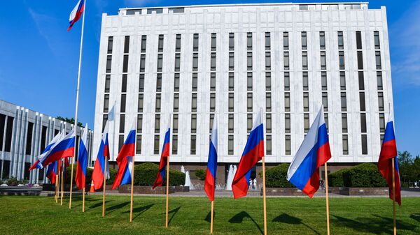 Здание посольства России в Вашингтоне - Sputnik Литва