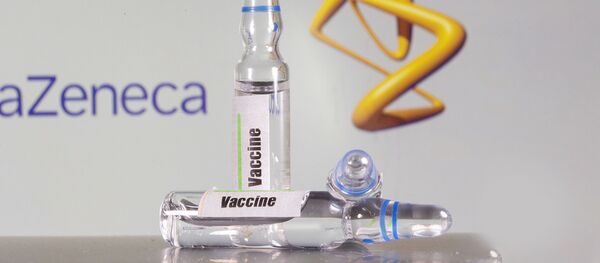 Ампулы с надписью вакцина - Sputnik Литва