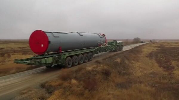 Межконтинентальная баллистическая ракета ракетного комплекса стратегического назначения Авангард - Sputnik Lietuva