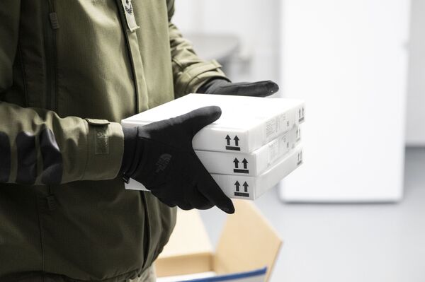 Названы сроки доставки в Литву второй партии вакцины от COVID-19 Названы сроки доставки в Литву второй партии вакцины от COVID-19 - Sputnik Литва