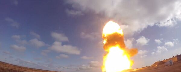 Испытательный пуск новой модернизированной ракеты российской системы ПРО на полигоне Сары-Шаган - Sputnik Lietuva