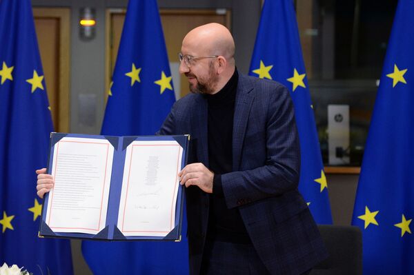 Британия и Евросоюз заключили сделку по Brexit - Sputnik Литва