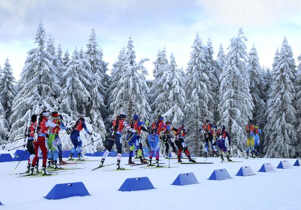 Литовский микст обновил личный рекорд на этапах Кубка мира - Sputnik Литва