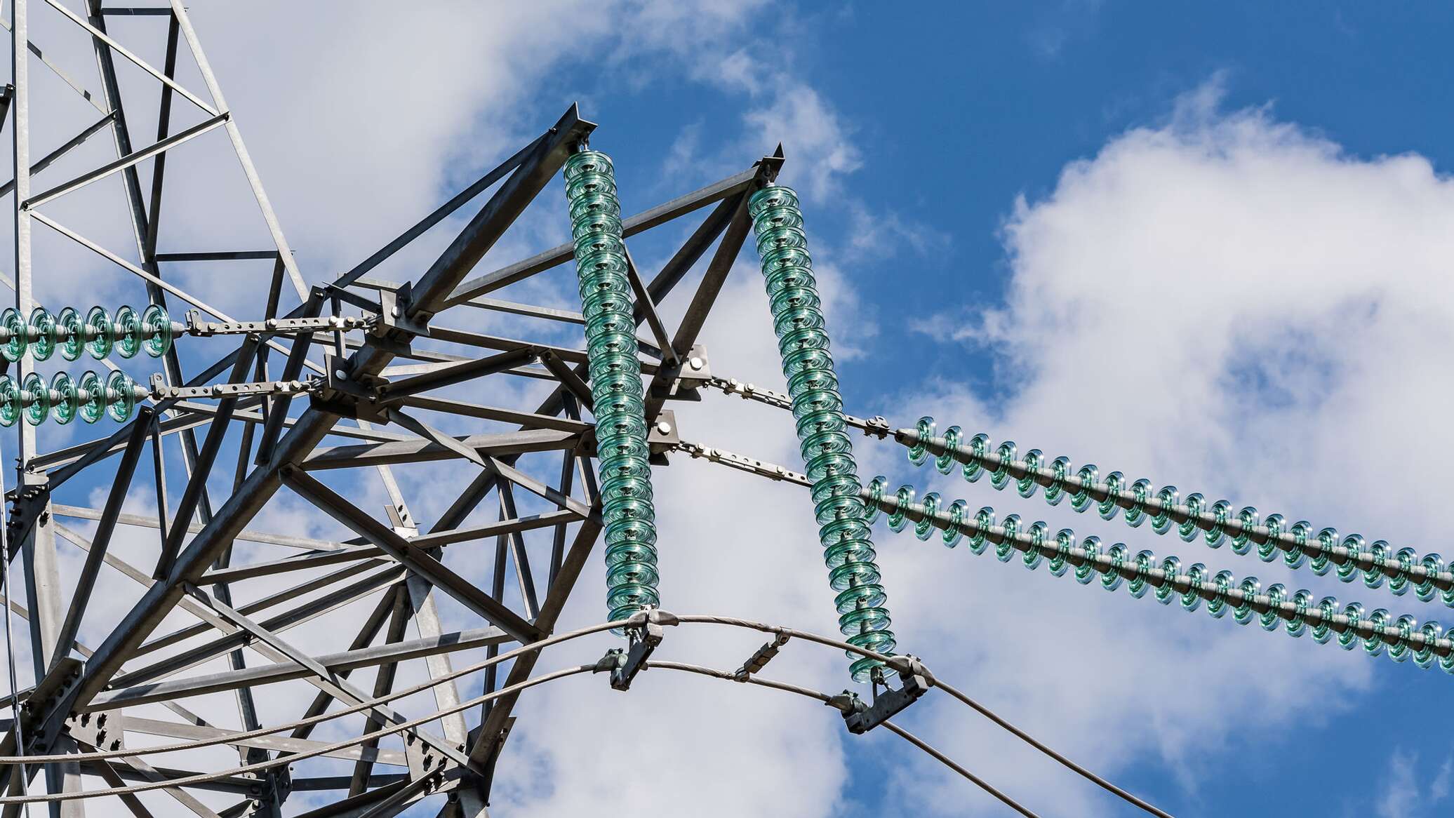 Связь в литве. Латвия электроэнергия. Сотовая связь. Телефонные номера литвы. Мобильные операторы литвы.