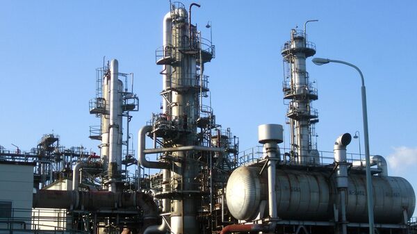 Naftos perdirbimo gamykla - Sputnik Lietuva