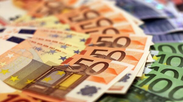 Бумажные деньги евро - Sputnik Литва