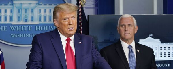 Президент США Дональд Трамп и вице-президент Майк Пенс - Sputnik Литва