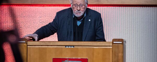 Литовский политик Витаутас Ландсбергис в Сейме - Sputnik Литва