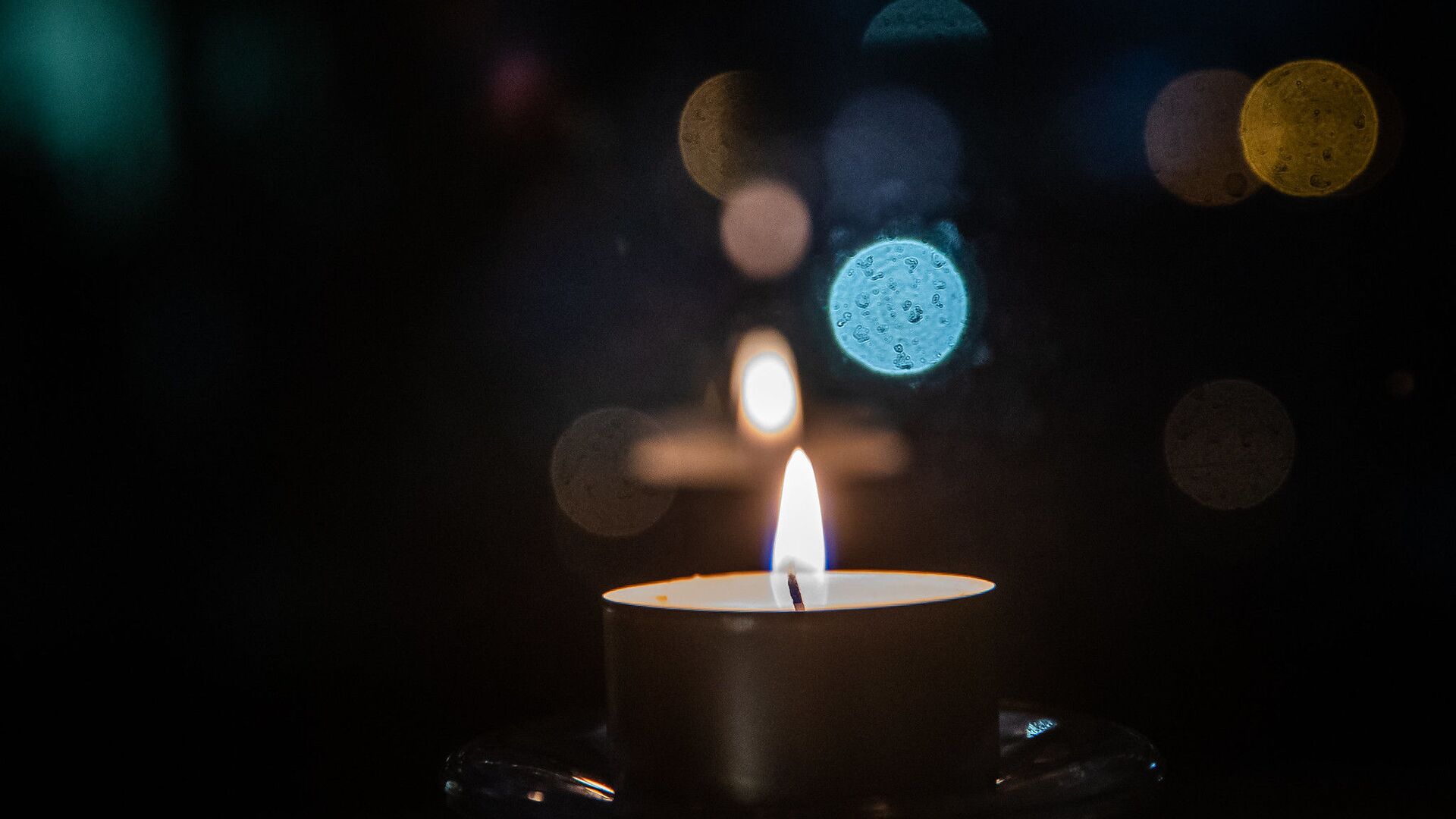 Траурная свеча в память о событиях 13 января 1991 года - Sputnik Литва, 1920, 20.03.2022
